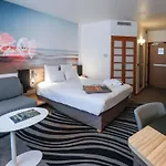 Novotel Centre 4*