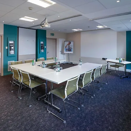 מלון Novotel Centre