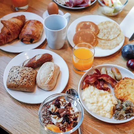 Novotel Centre מלון