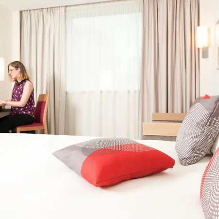 Novotel Centre Отель Люксембург