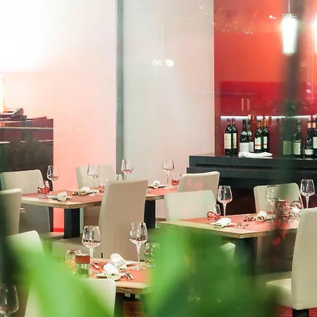 Novotel Centre 4*