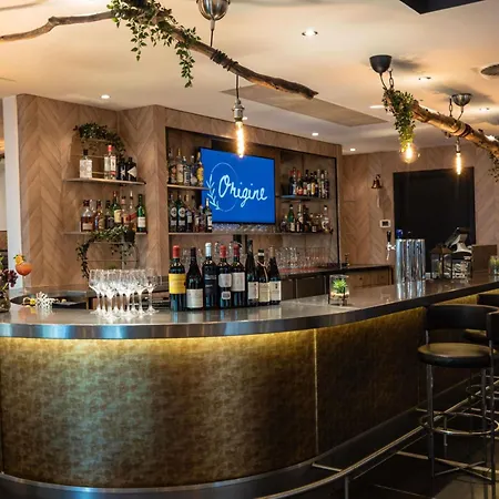 Ξενοδοχείο Novotel Centre 4*