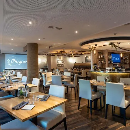 Novotel Centre Отель Люксембург