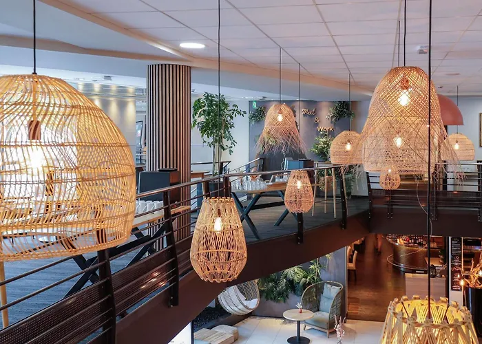 Novotel Centre Hotel