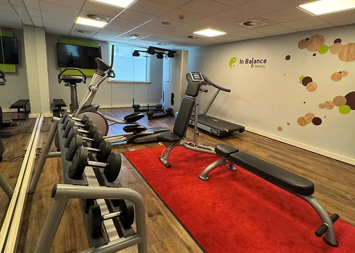 Novotel Centre Hotel 4*