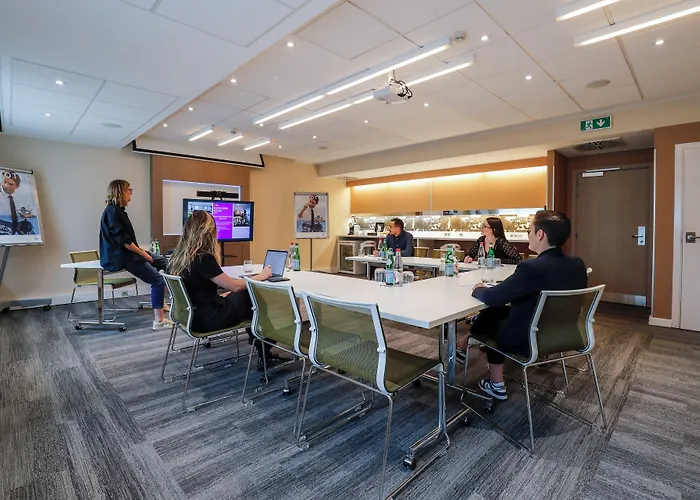 Novotel Centre Hotel 4*