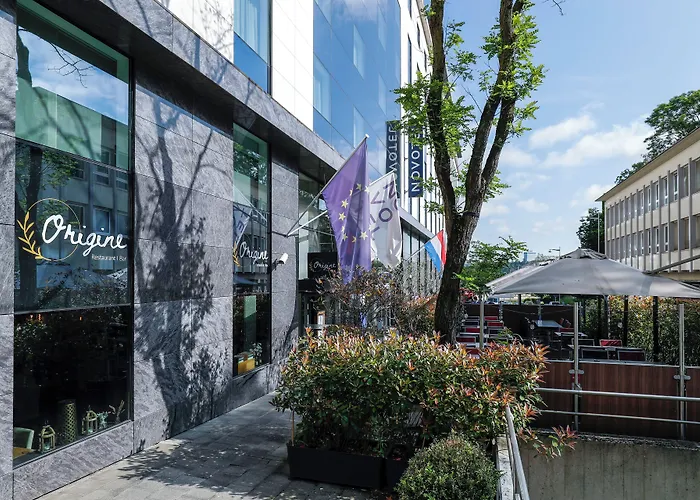 Novotel Centre Hotel