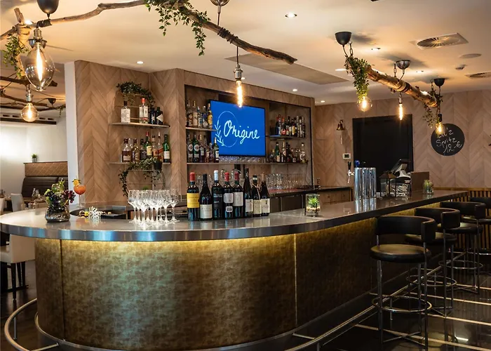 Novotel Centre Hotel 4*