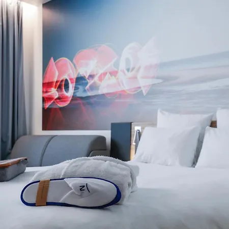 Hotel Novotel Centre 4*